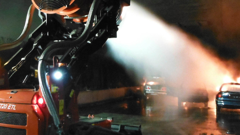 Fire fighting in tunnels and metro shafts