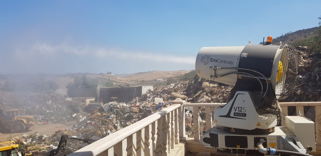 Foto: Abbrucharbeiten im Stadtzentrum von Bozen (Italien)